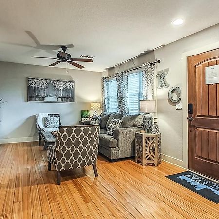 Quiet Plaza Two Bedroom 2 Bathroom Kansas City Eksteriør billede